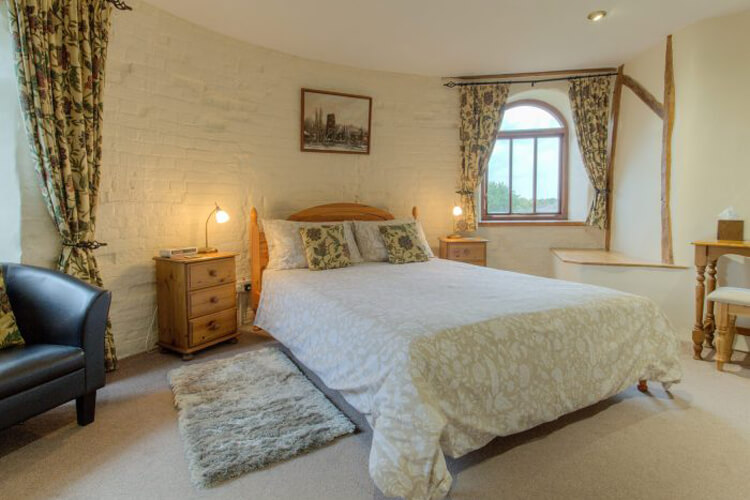 Aylsham Windmill - Image 3 - UK Tourism Online