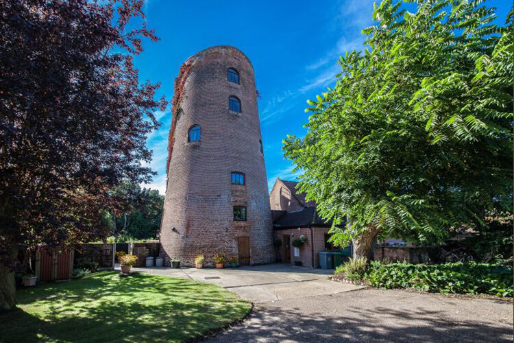 Aylsham Windmill - Image 5 - UK Tourism Online