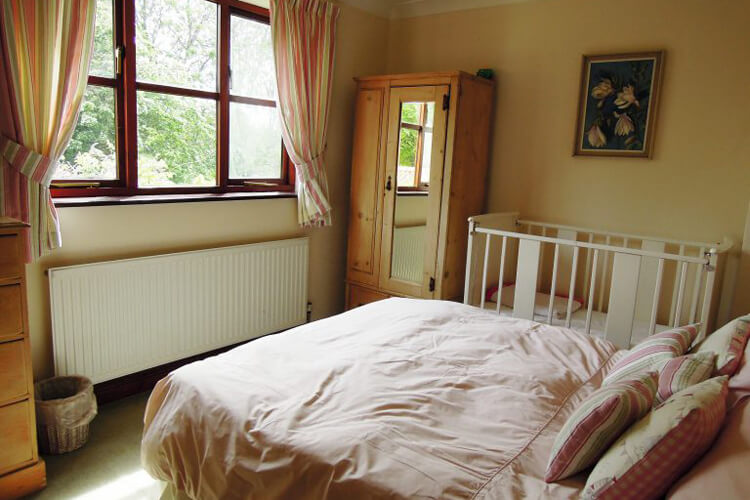 Broadwater Cottage - Image 3 - UK Tourism Online