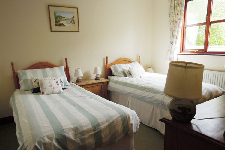 Broadwater Cottage - Image 4 - UK Tourism Online