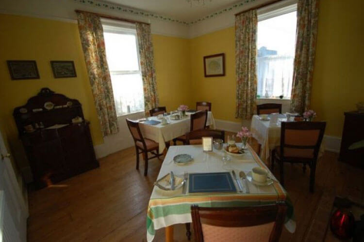 Chestnut Villa - Image 4 - UK Tourism Online