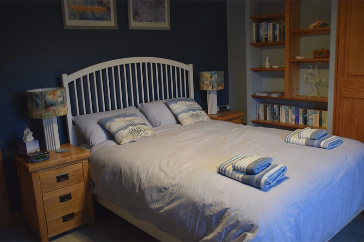 Coastguard Cottage - Image 3 - UK Tourism Online