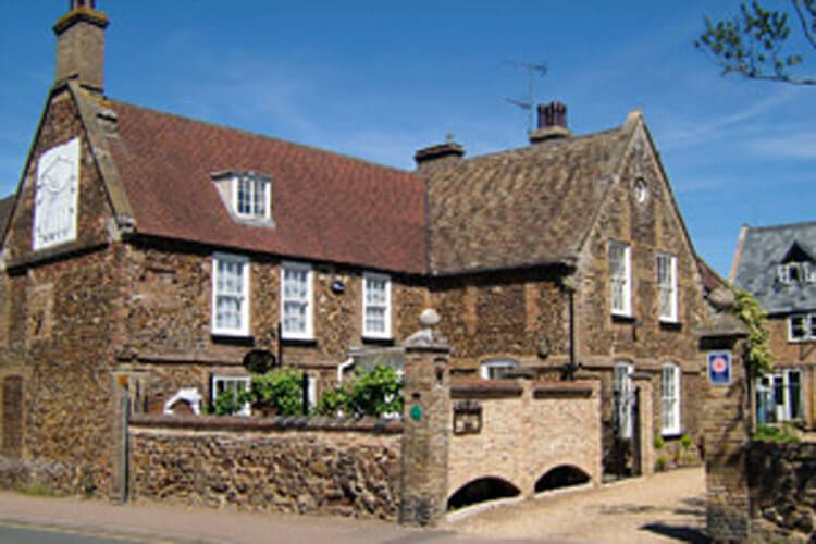 Dial House Bed and Breakfast - Image 1 - UK Tourism Online