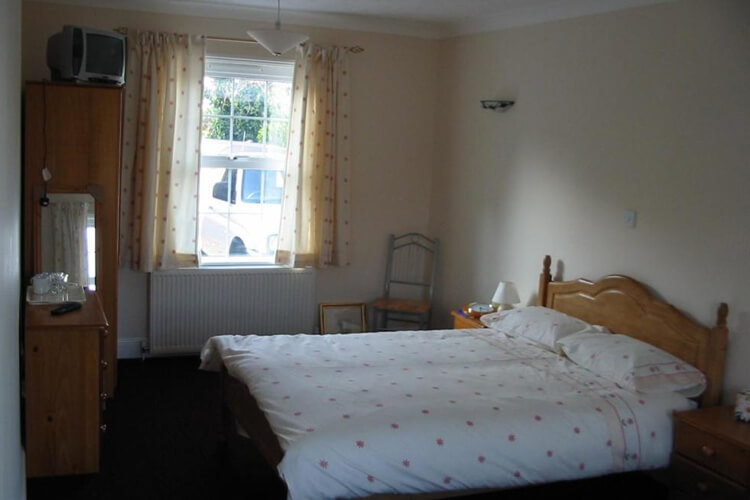 Home Farm Cottage Guest House - Image 2 - UK Tourism Online