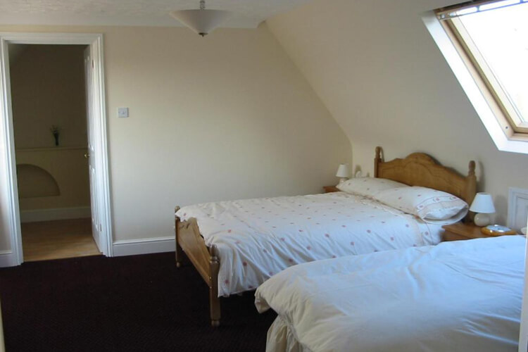 Home Farm Cottage Guest House - Image 3 - UK Tourism Online