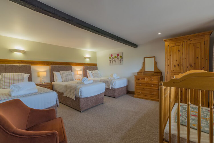 Lower Wood Farm Country Cottages - Image 2 - UK Tourism Online