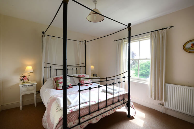 Ludham Hall - Image 4 - UK Tourism Online