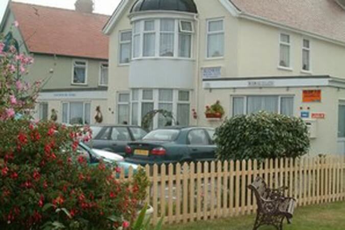Midway Holiday Flats Thumbnail | Great Yarmouth - Norfolk | UK Tourism Online
