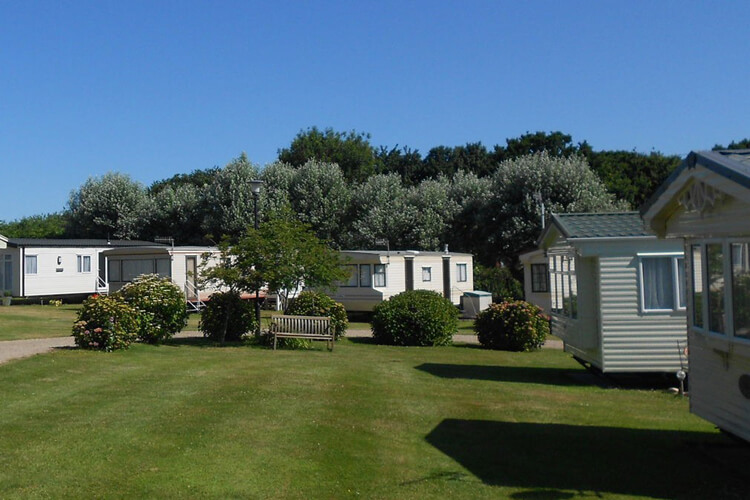 Poplars Caravan & Chalet Park - Image 2 - UK Tourism Online