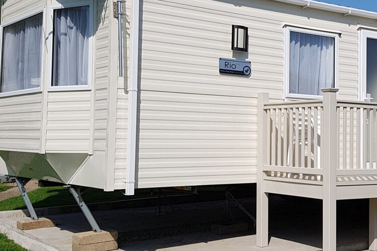 Poplars Caravan & Chalet Park - Image 3 - UK Tourism Online