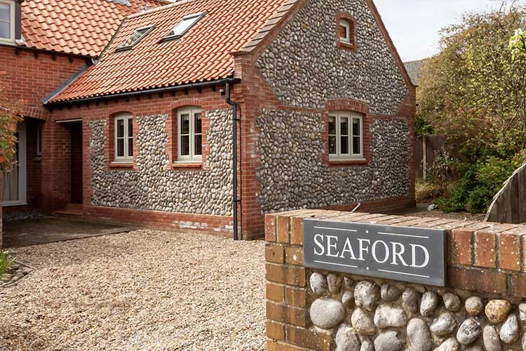Seaford - Image 1 - UK Tourism Online