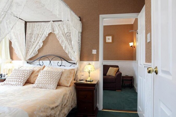 Shrewsbury Guest House Thumbnail | Great Yarmouth - Norfolk | UK Tourism Online