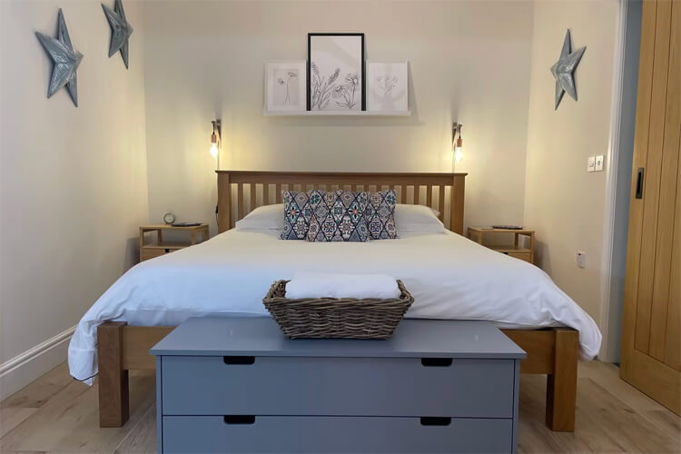 Sparham Hall Farm Cottages - Image 5 - UK Tourism Online