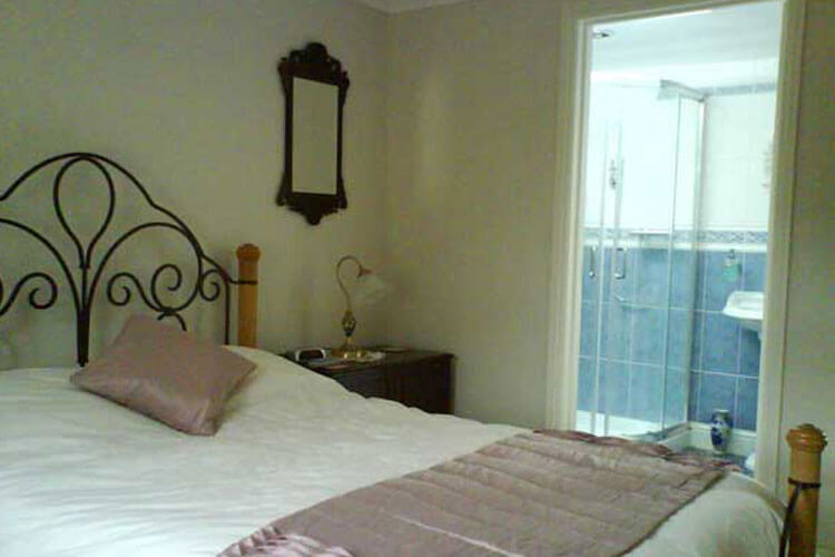 Style Cottage - Image 3 - UK Tourism Online