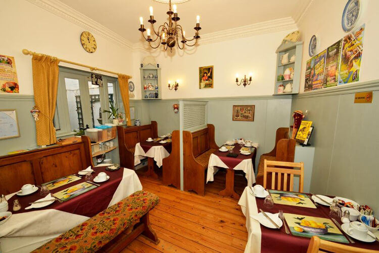 The Courtyard Guest House - Image 5 - UK Tourism Online