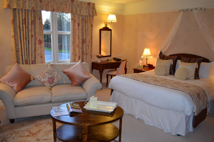 The Roman Camp Inn - Image 3 - UK Tourism Online