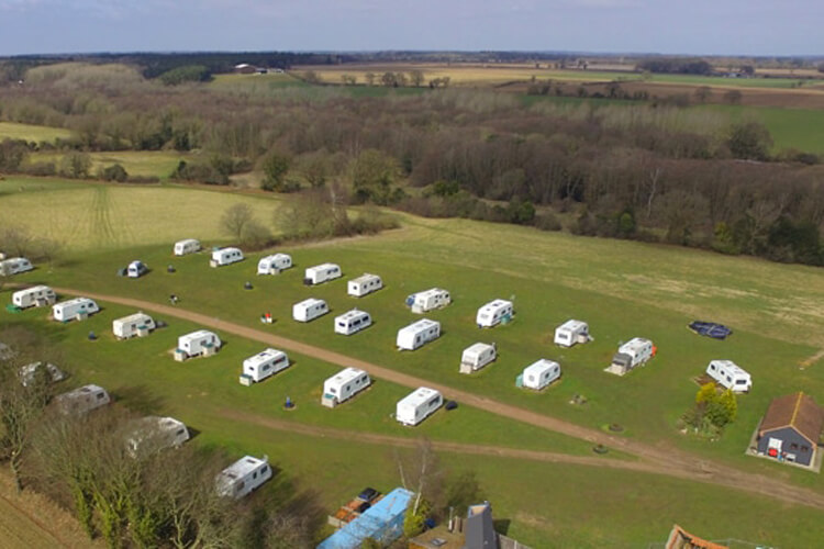 Top Farm Camping & Glamping - Image 2 - UK Tourism Online
