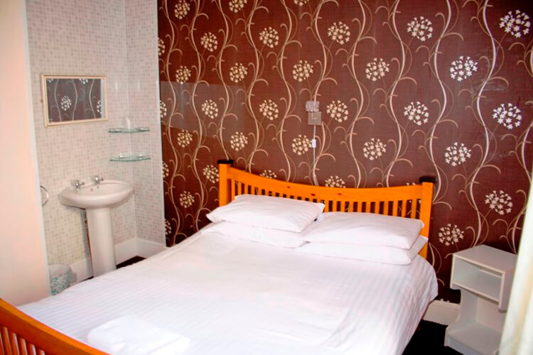 Trevross Hotel - Image 3 - UK Tourism Online