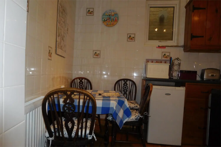 Tuckers Cottage - Image 3 - UK Tourism Online