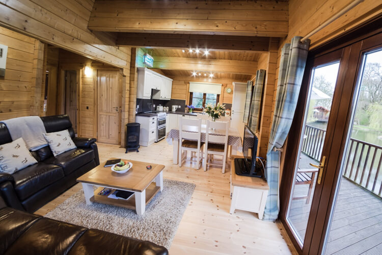 Badwell Ash Holiday Lodges - Image 5 - UK Tourism Online