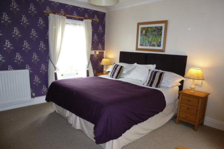 Beeches Guest House - Image 1 - UK Tourism Online