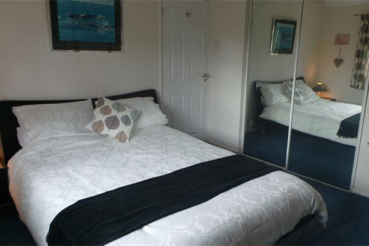 Chimneys Bed and Breakfast - Image 3 - UK Tourism Online