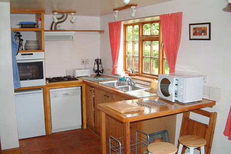 Field Cottage - Image 5 - UK Tourism Online