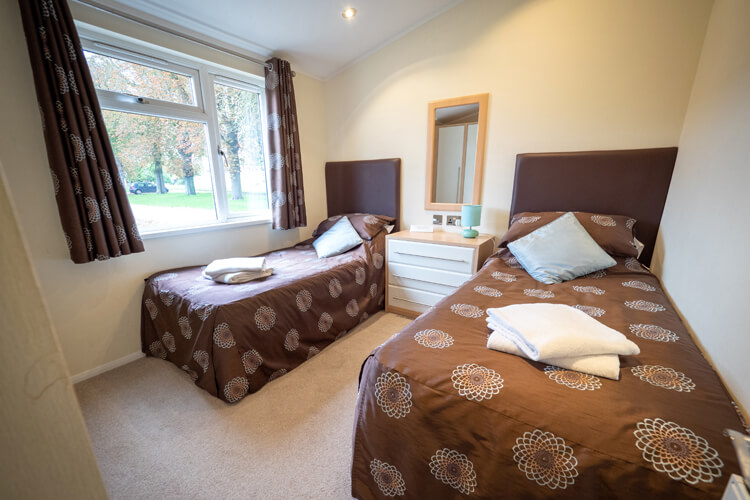 Log Cabin Holidays - Image 4 - UK Tourism Online