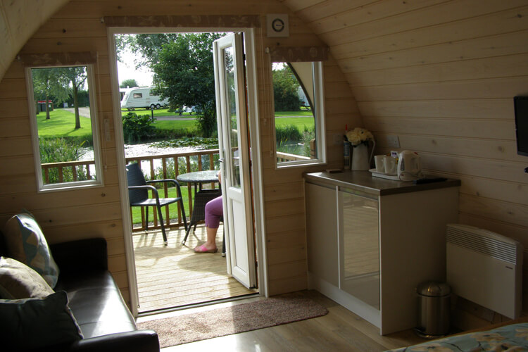 Run Cottage Touring Park - Image 2 - UK Tourism Online