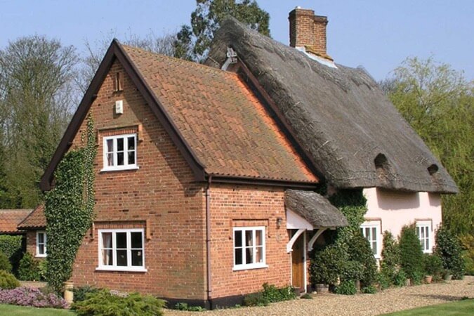 Thatched Farm Bed and Breakfast Thumbnail | Woodbridge - Suffolk | UK Tourism Online