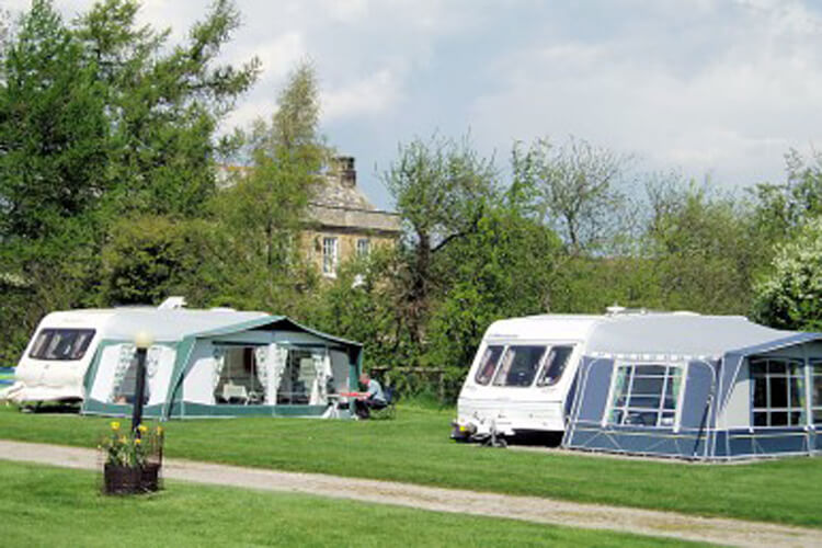 Doe Park Caravan Site - Image 3 - UK Tourism Online