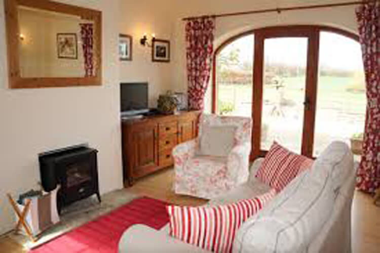 East Greystone Farm Cottages - Image 2 - UK Tourism Online