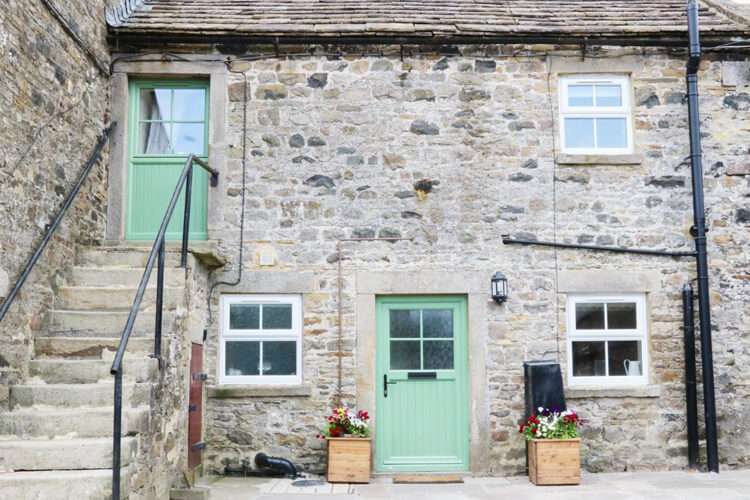 The Stables at Middle Farm - Image 1 - UK Tourism Online