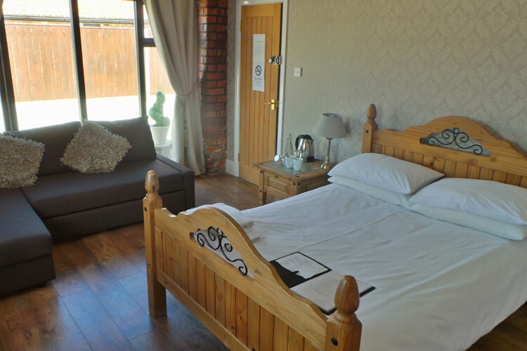 Thorpe Thewles Lodge - Image 3 - UK Tourism Online