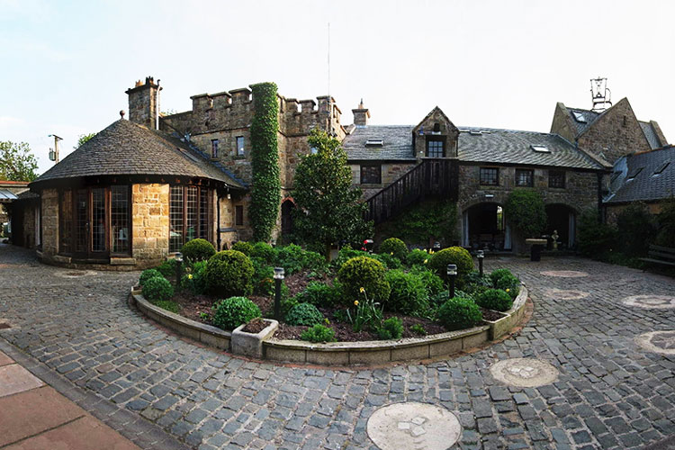 Alnwick Lodge - Image 1 - UK Tourism Online