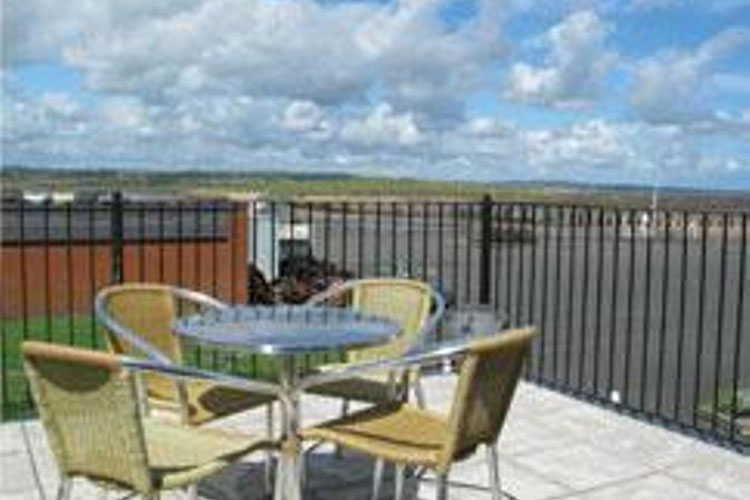 Hesley View and Pier View Holiday Cottages Cottages in
