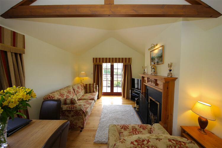 Brownside Cottage - Image 2 - UK Tourism Online