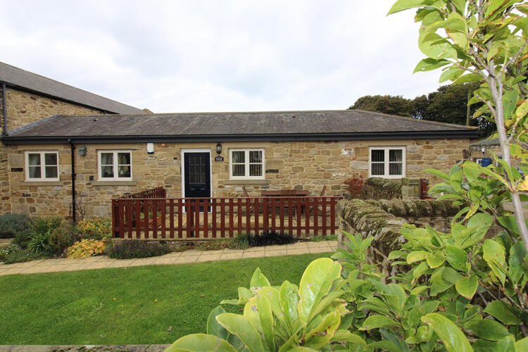 Burradon Farm Houses & Cottages - Image 1 - UK Tourism Online