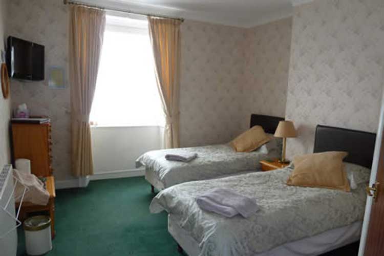 Cara House - Image 2 - UK Tourism Online