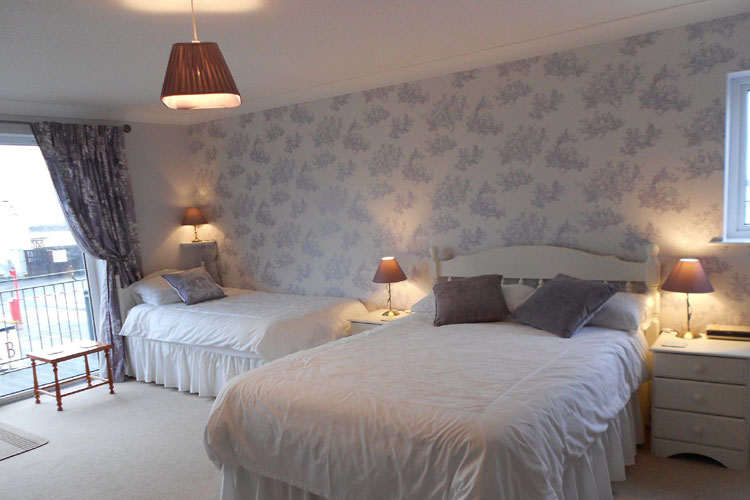 Coquetside - Image 1 - UK Tourism Online