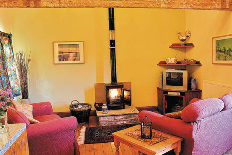 Elishaw Farm Holiday Cottages - Image 3 - UK Tourism Online