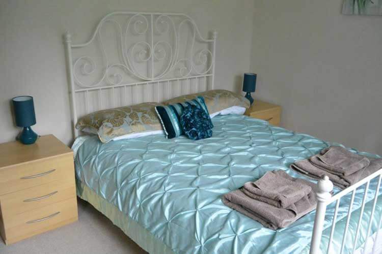 Heatherlea Holiday Cottage - Image 2 - UK Tourism Online