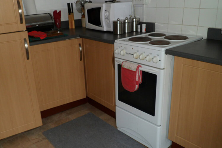 Highfield Farm Cottage - Image 2 - UK Tourism Online