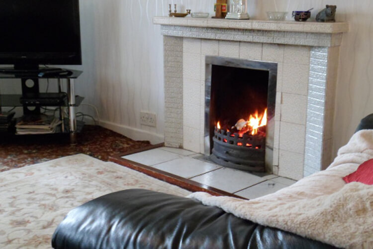 Highfield Farm Cottage - Image 4 - UK Tourism Online