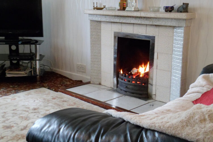 Highfield Farm Cottage - Image 5 - UK Tourism Online