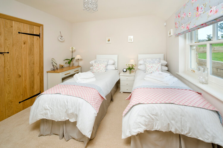 Pear Tree Cottage - Image 3 - UK Tourism Online