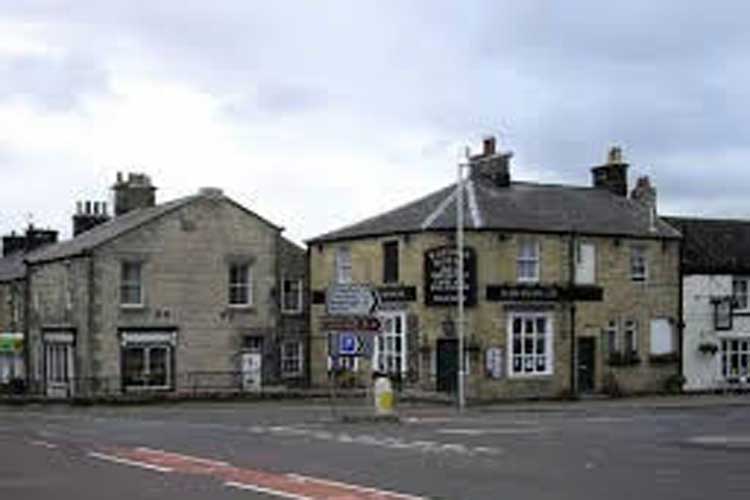 Railway Hotel - Image 1 - UK Tourism Online