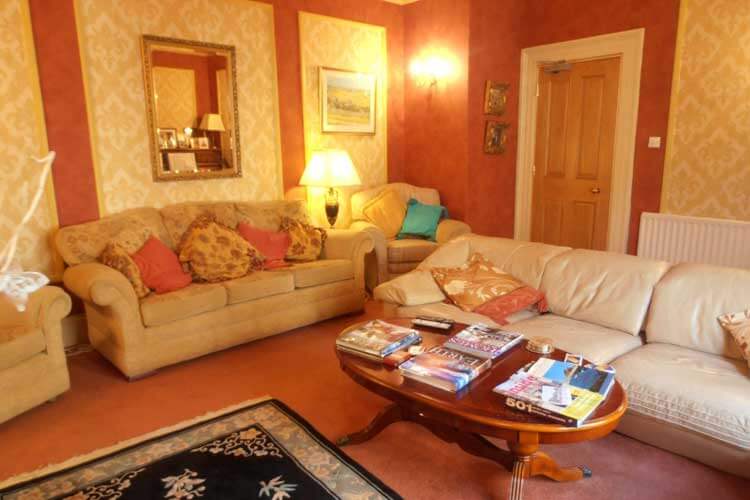 Riverside Guest House - Image 2 - UK Tourism Online