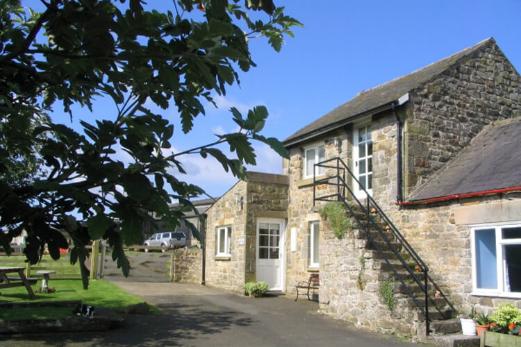 Roses Bower Lodge - Image 1 - UK Tourism Online
