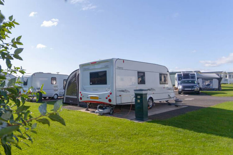 Seafield Caravan Park - Image 2 - UK Tourism Online